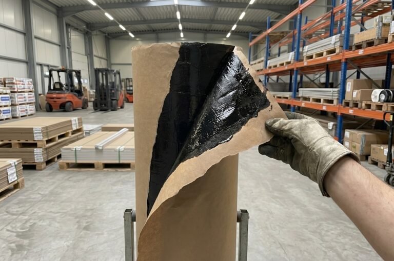 Como escolher o papel kraft betumado ideal para sua obra ou embalagem
